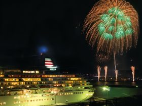 神戸発 日南花火クルーズ