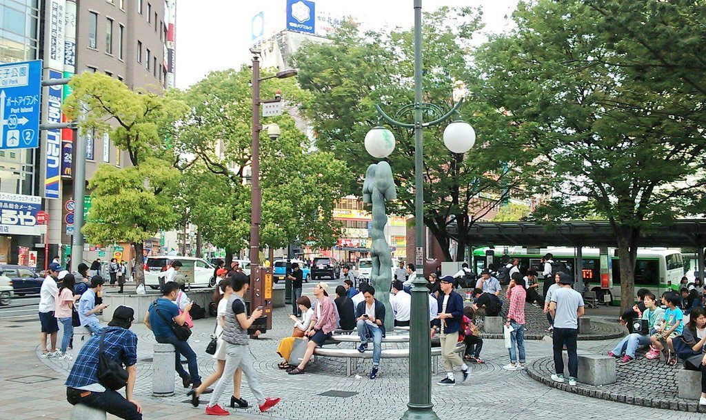 神戸三宮閉鎖中のパイ山